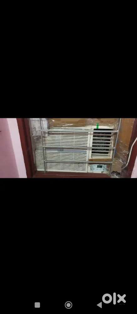 Sava tn window ac lLoyd