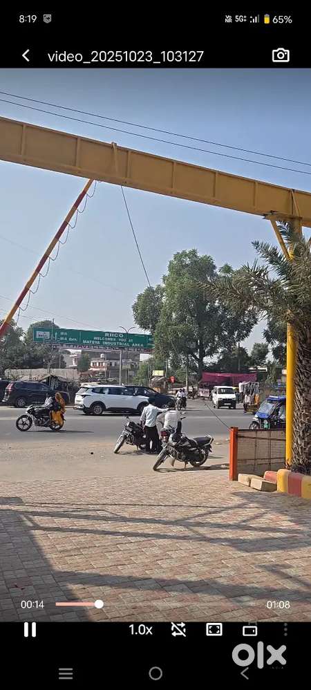 111 verg gaj plot on highway in LDM City MIA