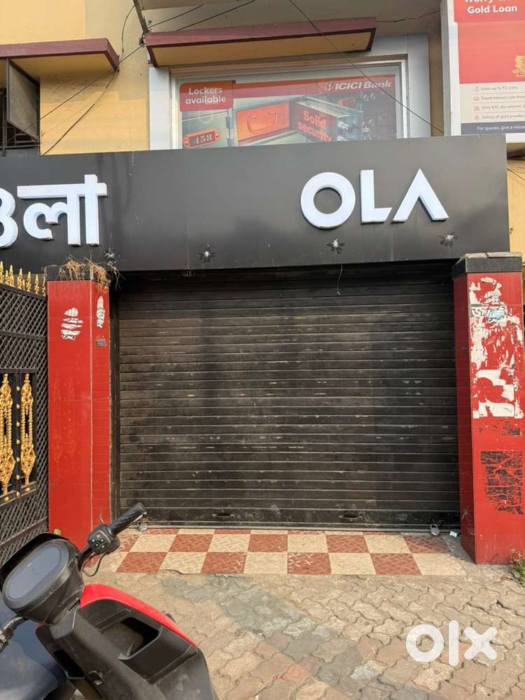 Showroom space available for Rent