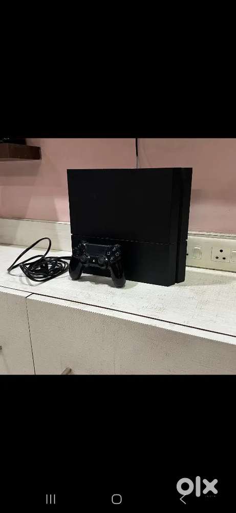 PlayStation 4 (500GB)  Clean Condition  Firmware 12.56