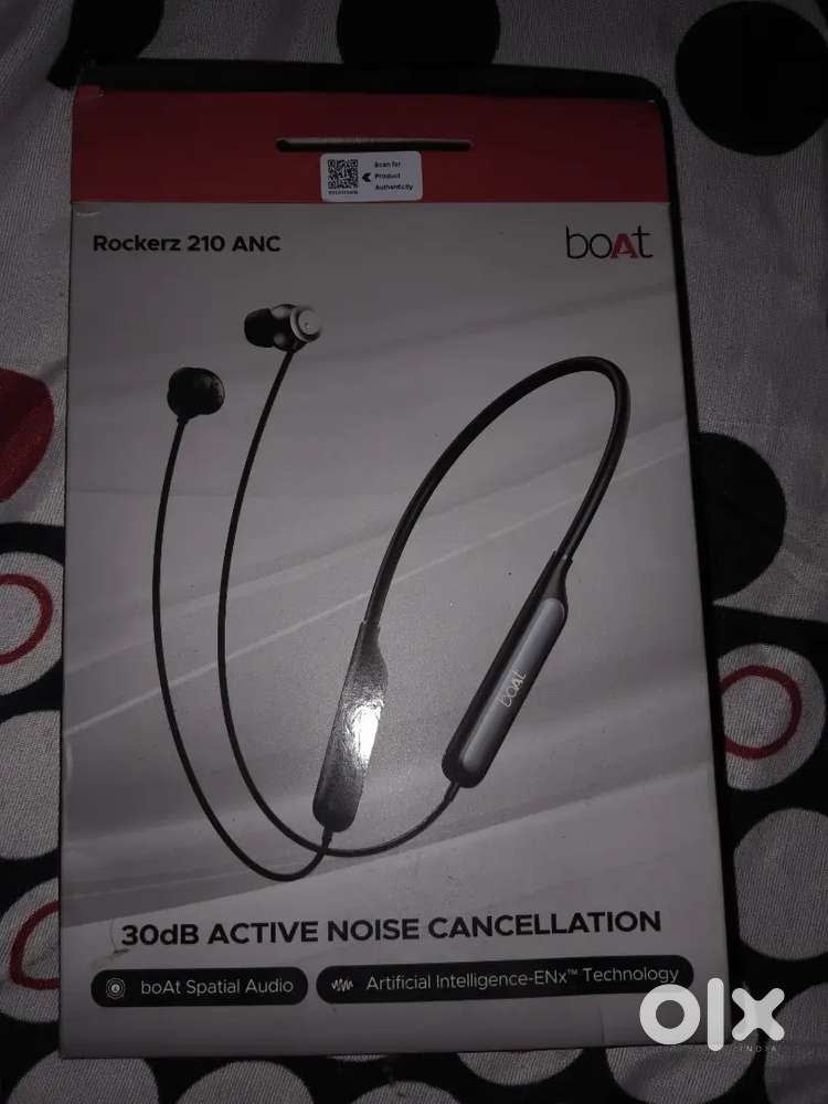 Boat headphone original price 1700