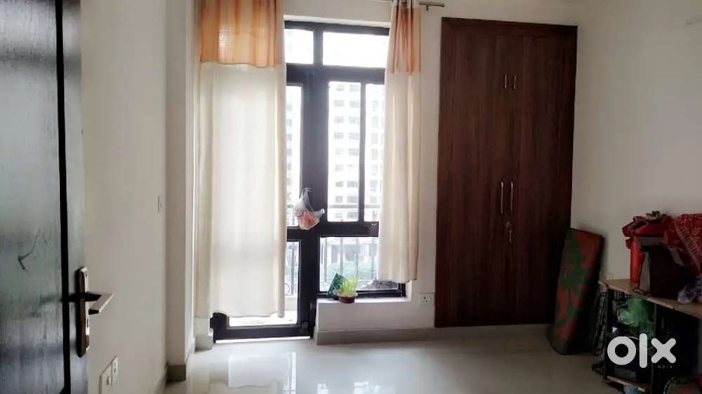 1 room Available for Rent, Please Contact me only serious tenant