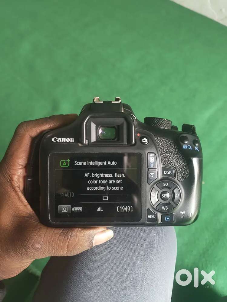 Canon 1300d DSLR camera good condition two lens with SD card