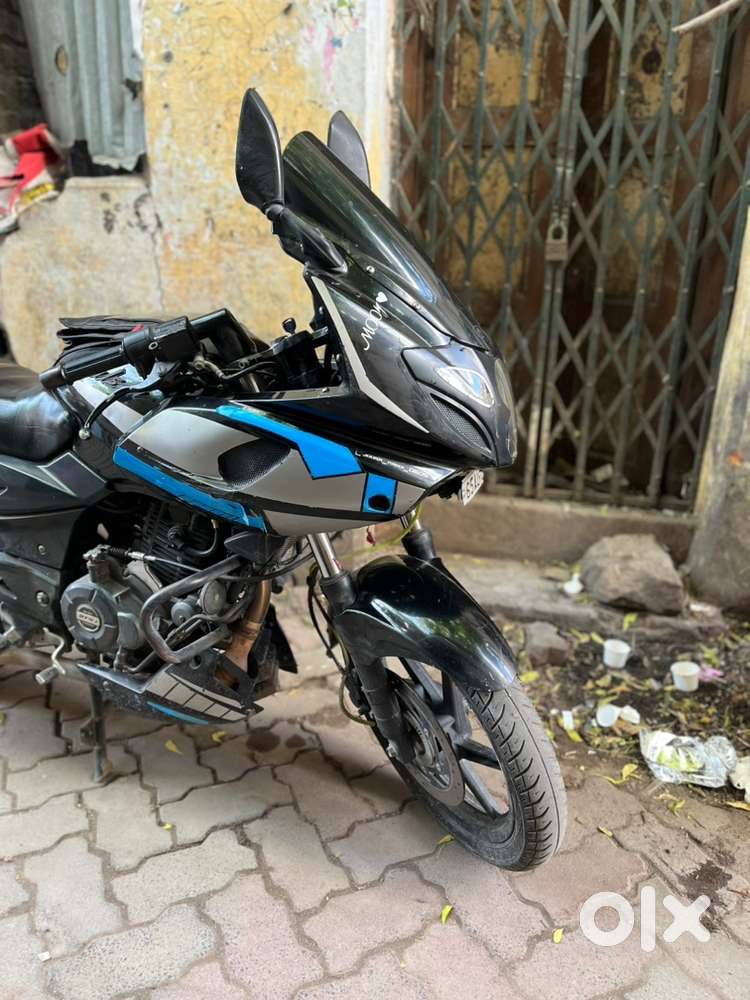 Pulsar 220 f