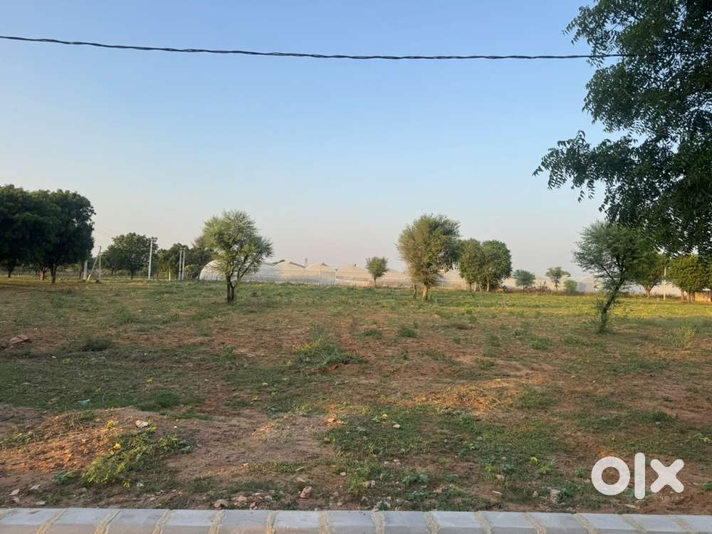 1277.77 Guz 90 A approved farmhouse 60*40feet road par near mehla