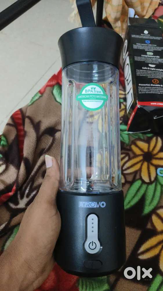 Lyrovo portable blender