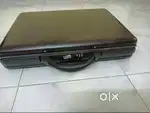 Aristrocat briefcase