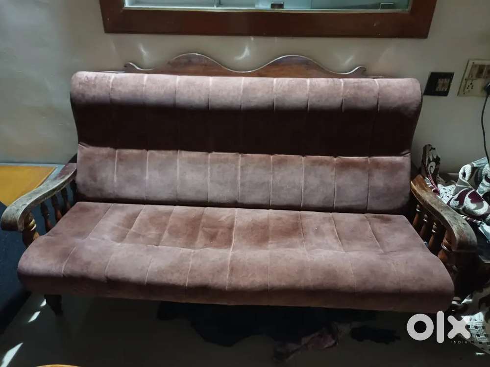 Wood Setti 2 chair for cot 4 sale