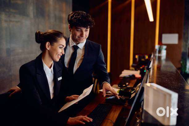 RECEPTIONIST