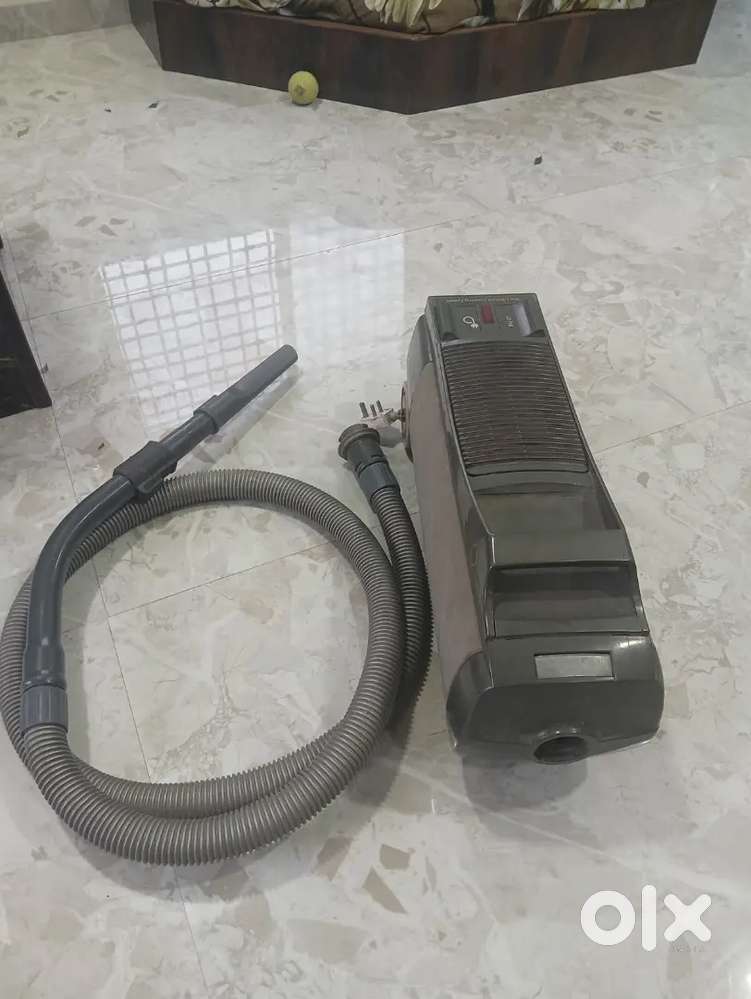 Vaccum Cleaner in Good Condition