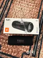 JBL FLIP 6 PORTABLE WIRELESS BLUETOOTH SPEAKER.