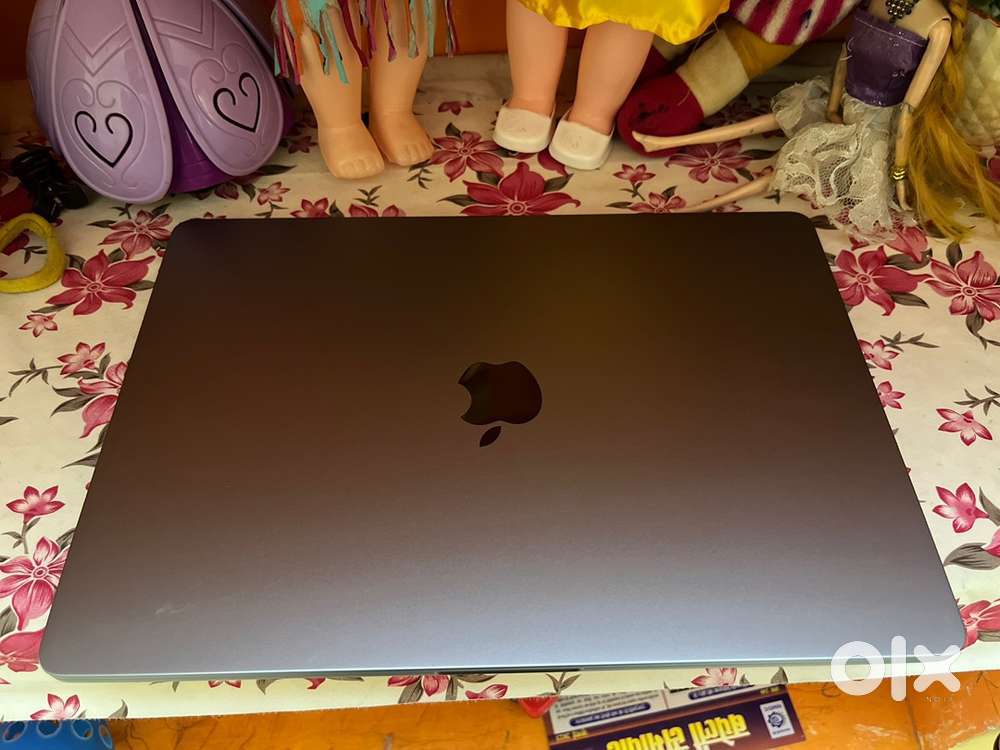15 inch MacBook Air 08/512GB