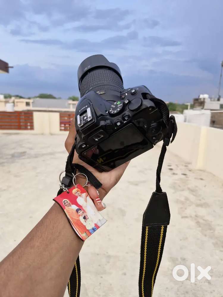 Nikon 5600D with 18-140mm lens
Original 2 battery +2 UV glass