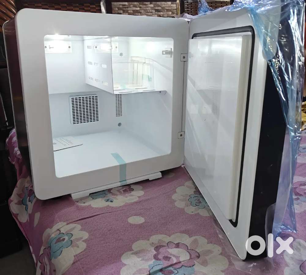 BRAND NEW FRIDGE (UNUSED)