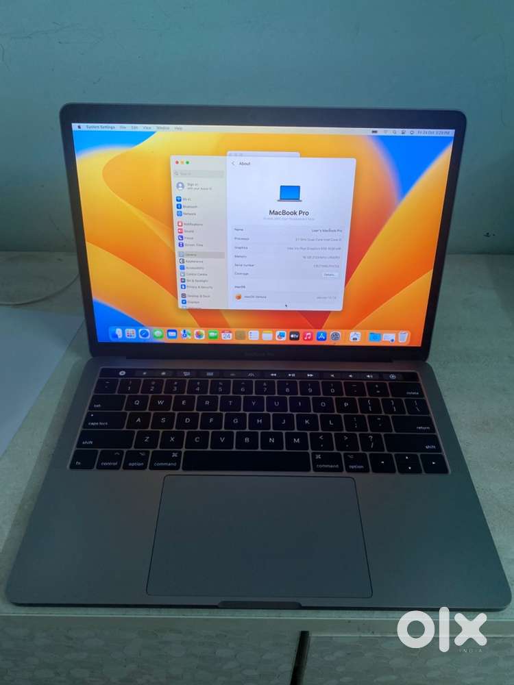 MacBook Pro 2017 touch bar High end model