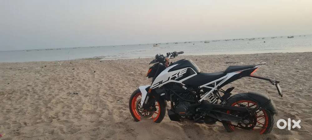 DUKE 200 CERAMIC WHITE