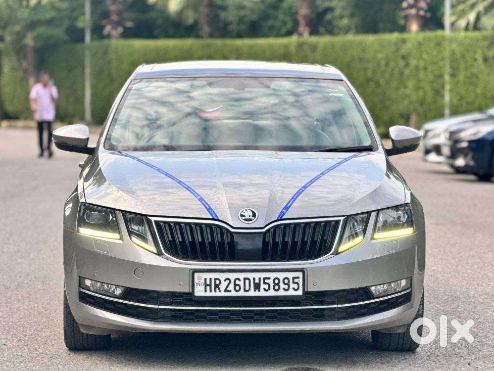 Skoda Octavia 1.8 TSI AT L K, 2019, Petrol
