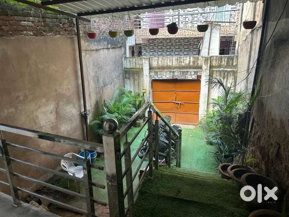 Single room available preferably for girls