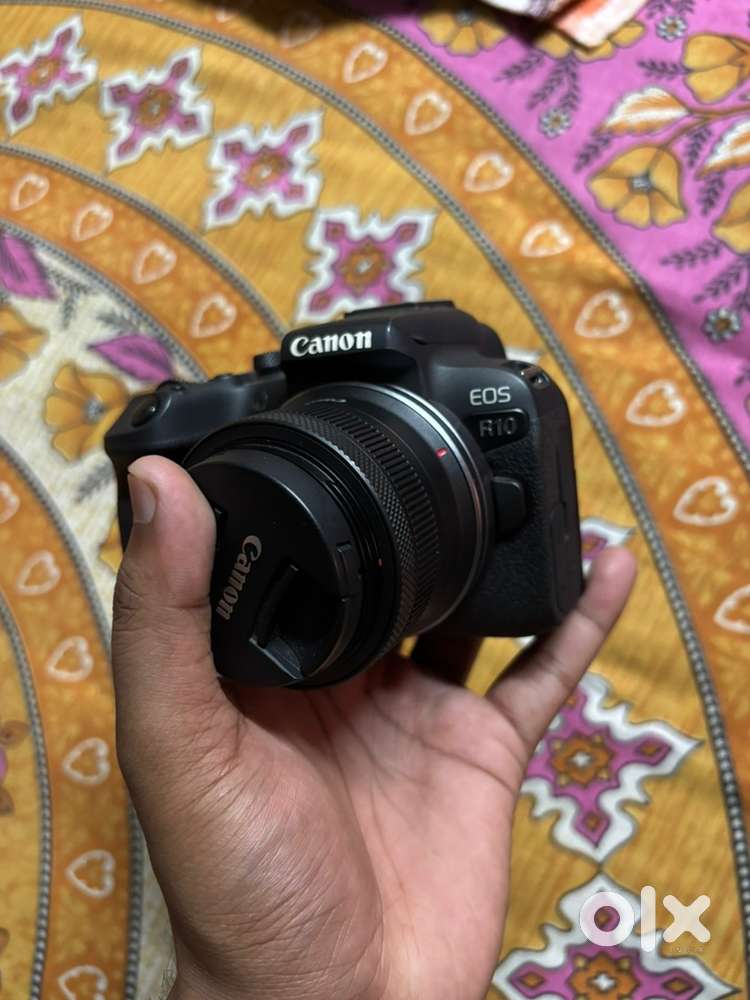 Canon Eos R10