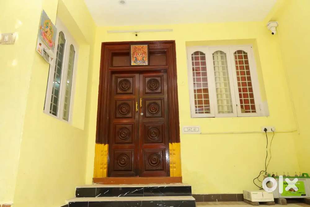 For rent with, ac ,inventer ,kitchen settings water purifier