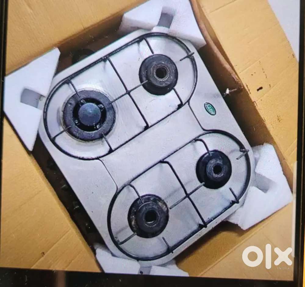 4 burner gas stove in excellent working condition