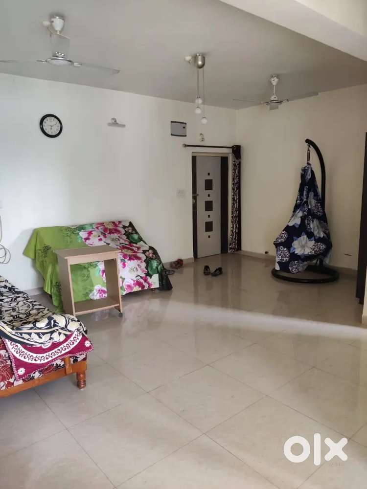 Fully sunlighted, well ventilated, surrounded by greenery