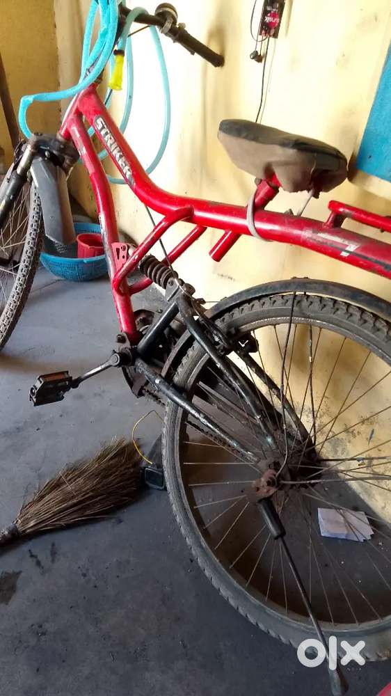 Koi Kami nahin ekadam badhiya hai