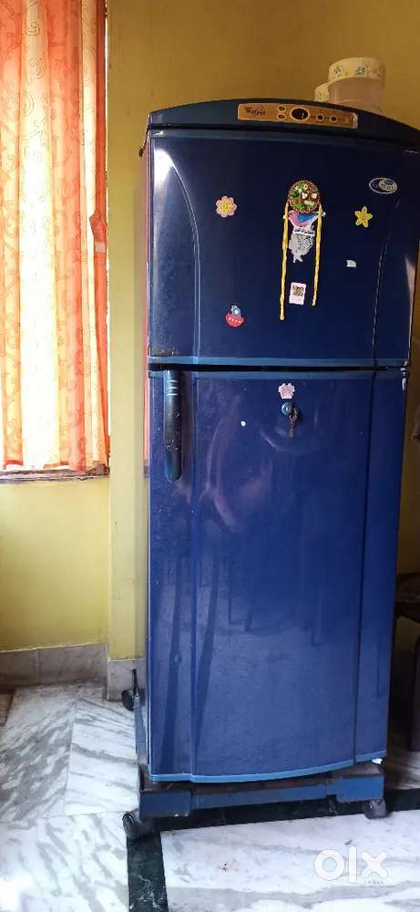 double door WHIRLPOOL fridge. best model ever!