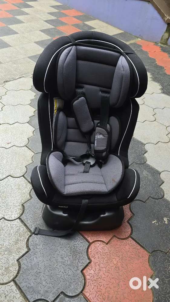 Baby Car Seat Very less used