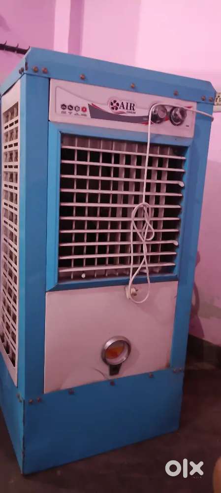 Cooler  with iron body