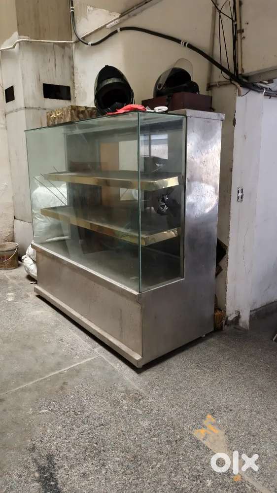 Shop used Namkeen counter