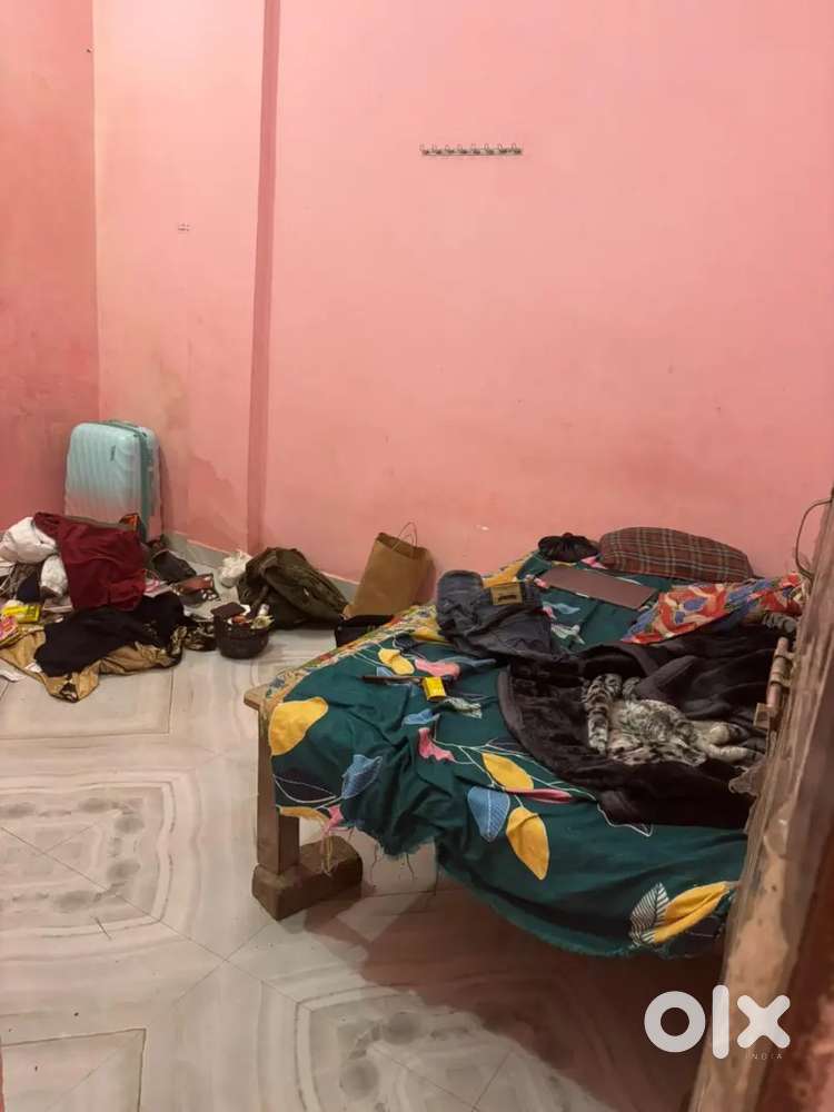 Urgent need  flatmate in 2bhk flat in main kankarbagh