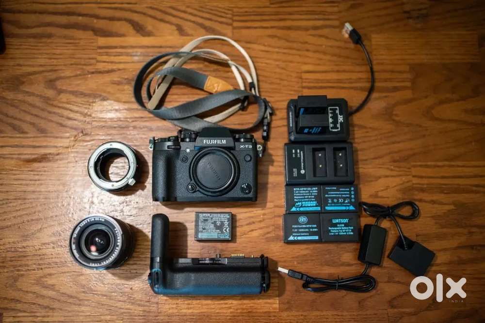 Fujifilm X-T3 26.1 MP Black Body, Kit Lens, batteries Etc