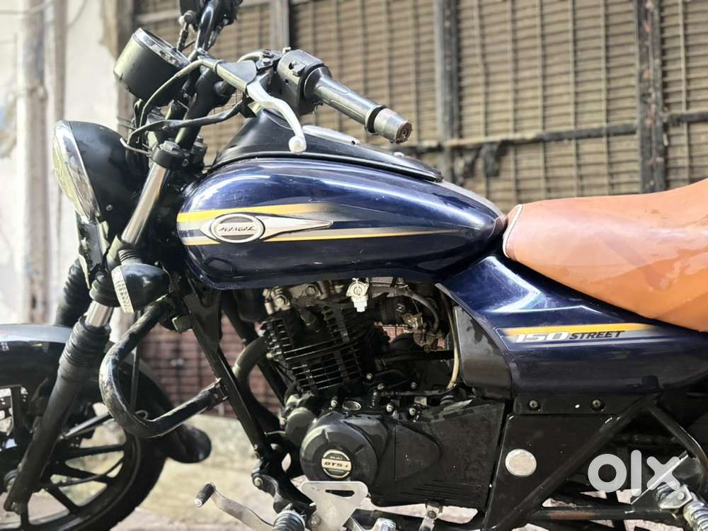 Powerful 150cc DTS-i Engine — Smooth & Reliable