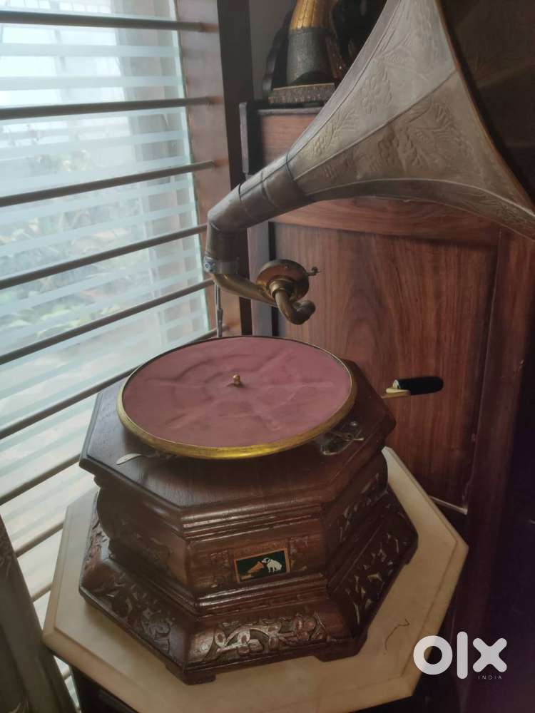 Antique HMV Gramophone player
