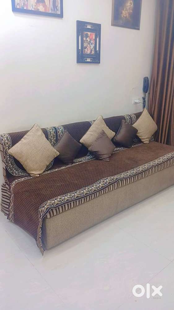 Sofa with Sofa Patti in Good Condition