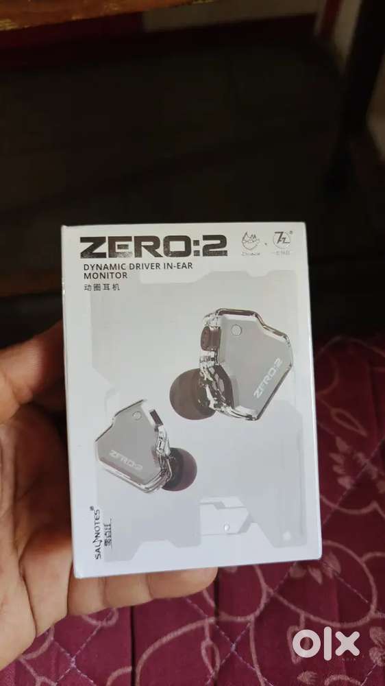 ZERO:2 DYNAMIC DRIVER IN-EAR MONITOR (colour-silver)