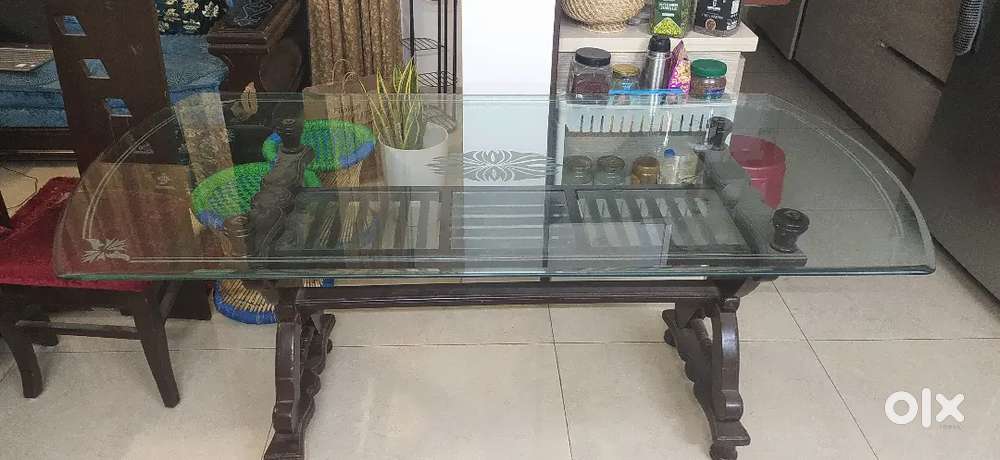 6 Seater Glass Top Dining Table