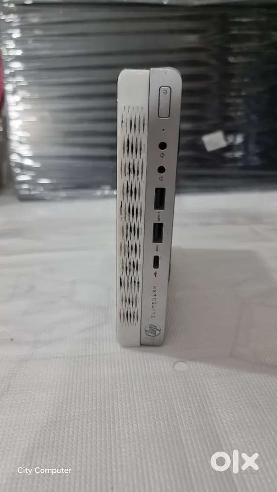 Amd Ryzen 2400g Processor 8GB Ram 256GB SSD NVME Windows 11