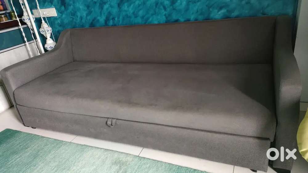 Living Room Sofa 3 Seater for Urgent sell