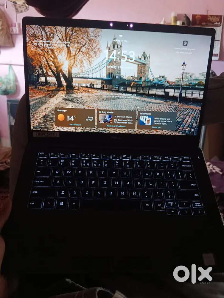 Dell Latitude 7300
intel i5-8th generation
8gb ram
256 nvme ssd