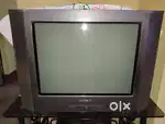 I am selling Sony Tv