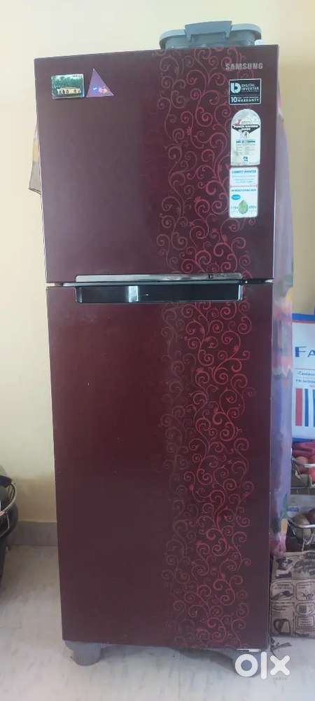 Sumsang fridge with 7000