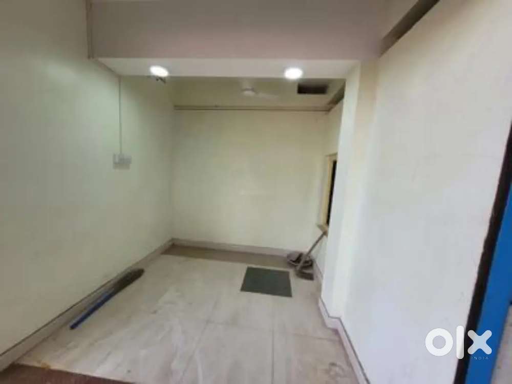 2000 sqft Office space available for rent in kadma near airport