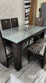 Elegant 6-Seater Dining Table

For sale.