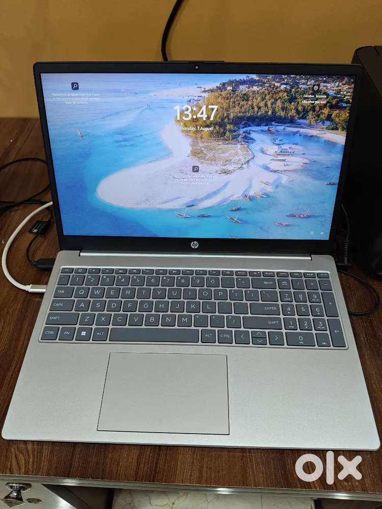 HP 15s 8/512GB AMD Ryzen 3 Quad Core 7320U Just 8 Month old