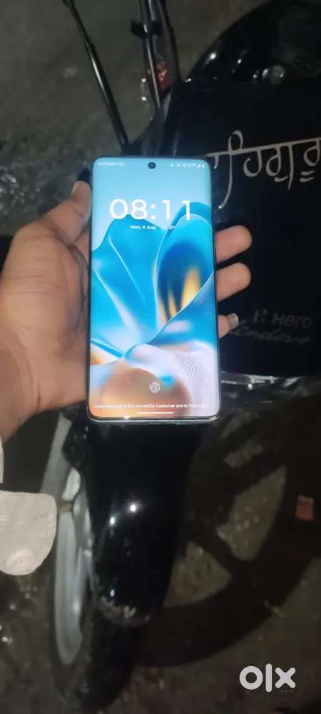 Motorola 60 fusion..256 GB mai 6 month old i phone se Exchange karuga