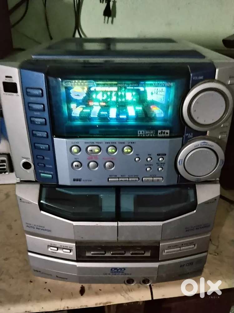 Aiwa 4000watt unit with remote