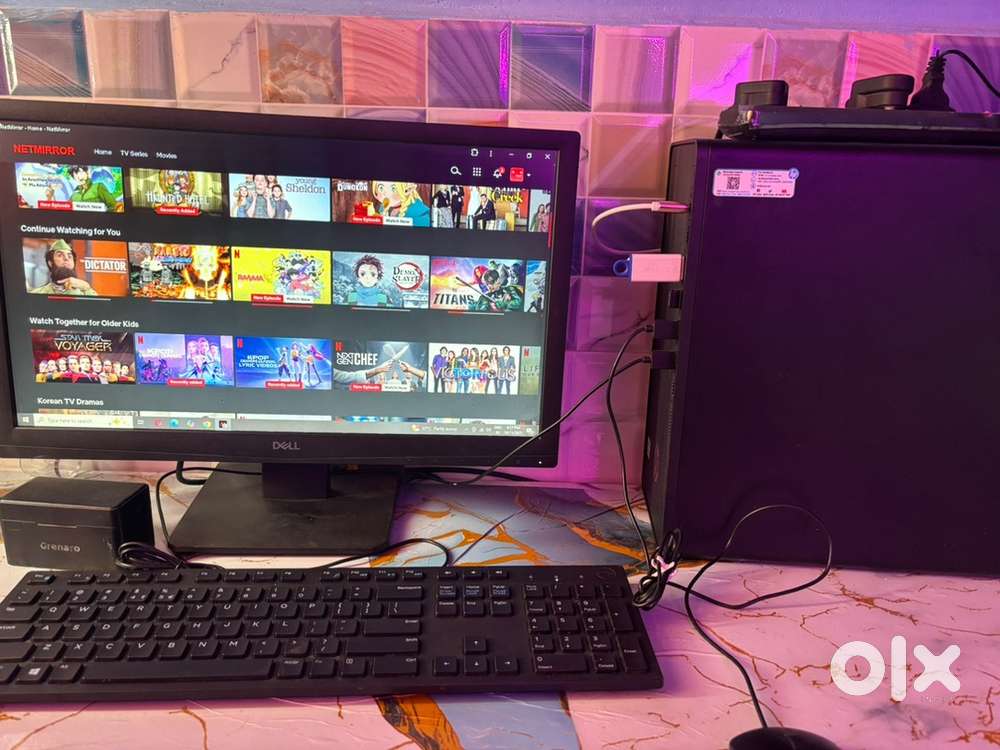 HP office pc i3 with Dell monitor