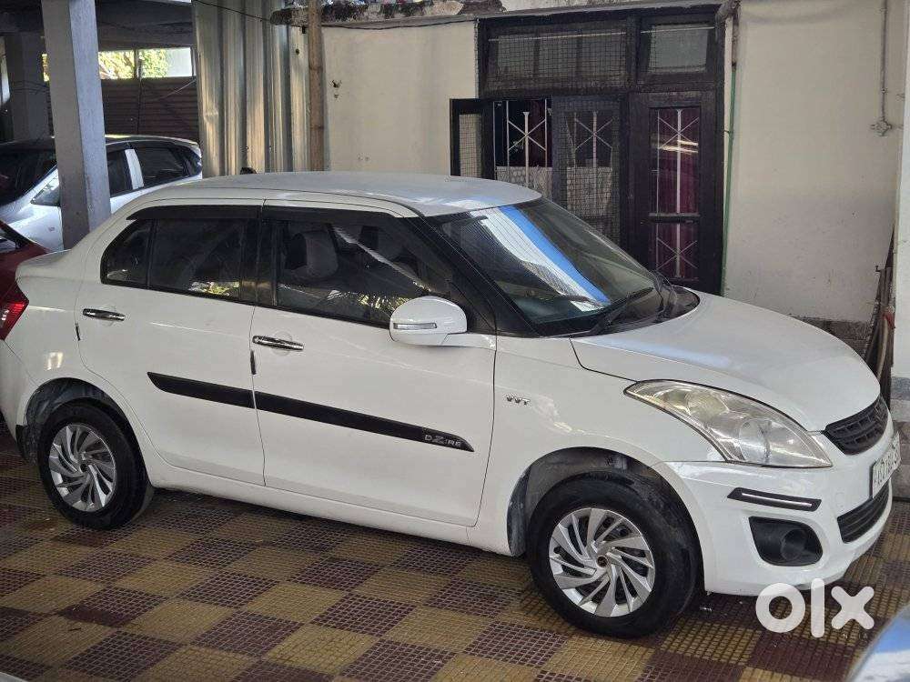 Maruti Suzuki Swift Dzire 1.2 Vxi BSIV, 2014, Petrol